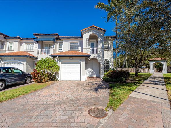 11851 SW 80th Ter, Miami FL 33183