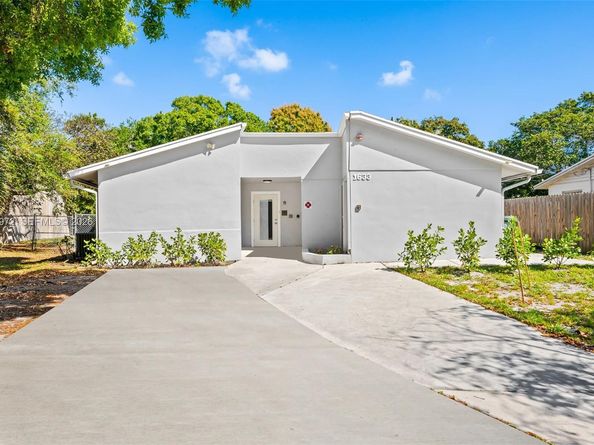 1633 NW 4th St, Boca Raton FL 33486