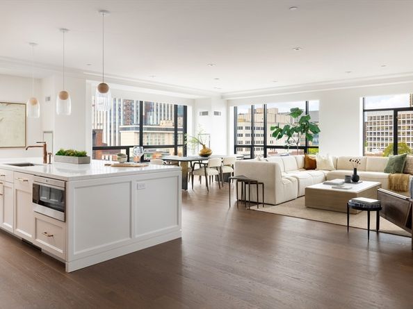 45 Temple St 502, Boston MA 02114