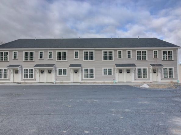 89 W Main St, Northborough MA 01532