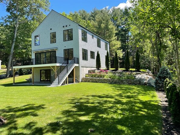 416 Conant Rd, Weston MA 02493