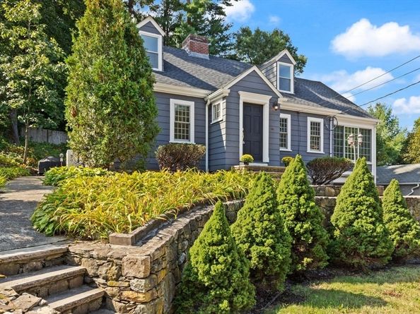 54 Depot St, Sharon MA 02067