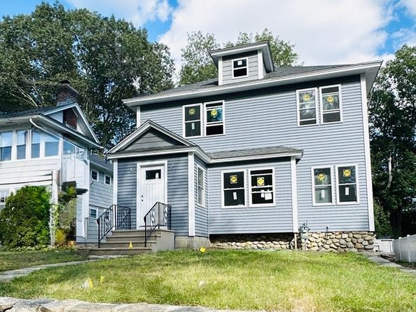 122 Copperfield Rd, Worcester MA 01602