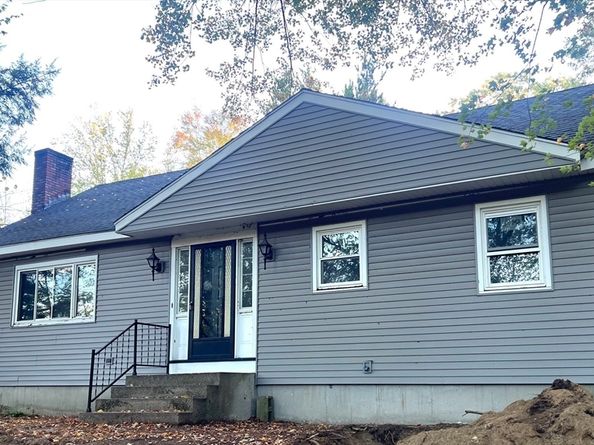 831 Providence Rd, Northbridge MA 01588