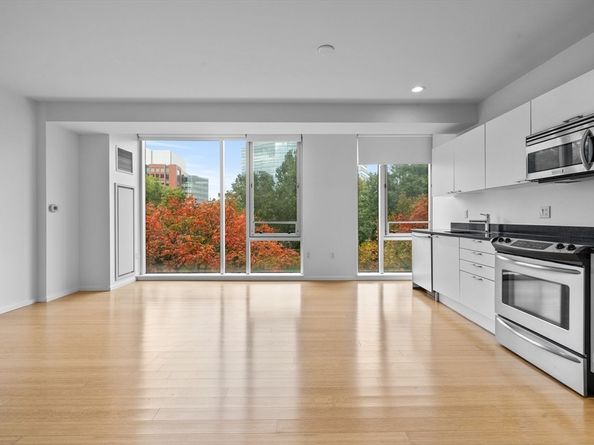 2 Earhart St 321, Cambridge MA 02141