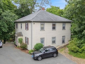 60 Vinton St