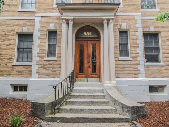 860 Massachusetts Avenue 854 8, Cambridge MA 02139