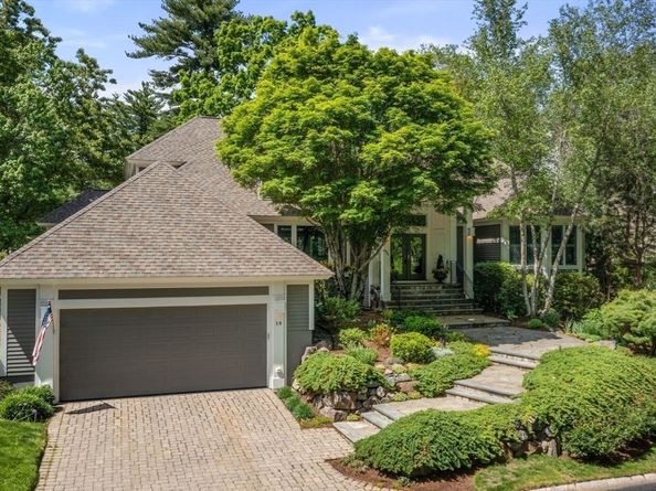 18 Southpoint Lane, Ipswich MA 01938