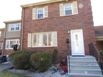 6 Loring Hills Ave