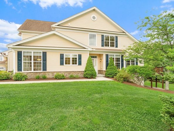 1 Avebury 31, Marlborough MA 01752