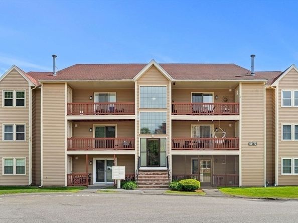 67 Randolph Dr 67, Tewksbury MA 01876