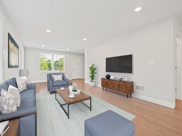 18 Toscano Way 18, Randolph MA 02368