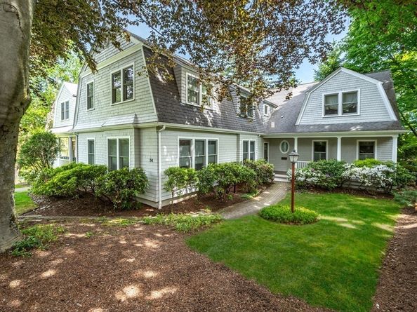 94 Herrick Rd 94, Newton MA 02459