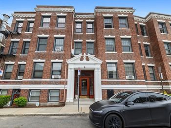 100 Lanark Rd