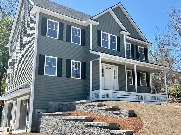 8 Country Lane, Billerica MA 01821