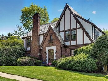 16 Lancaster Rd