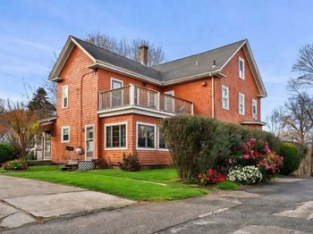 32 Kirby St