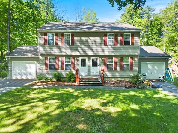 577-579 Old Greenwich Plains Rd., Hardwick MA 01082