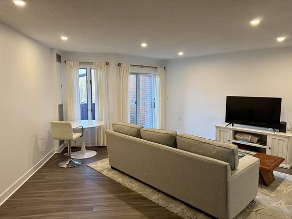 100 Rosemary Way 322, Needham MA 02494