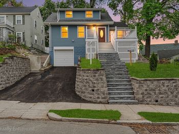 70 Edgehill Rd