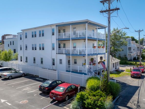 12 Park Ave, Hull MA 02045