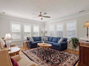 6 Overlook Dr