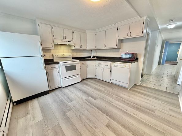 124 Addison St 4, Chelsea MA 02150