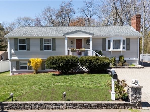 69 Whitehall St, Dedham MA 02026