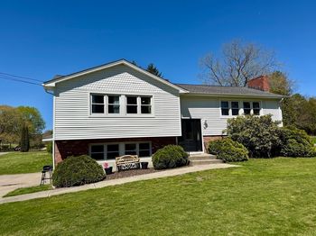 76 Airport Rd
