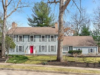 2 Liberty Ln