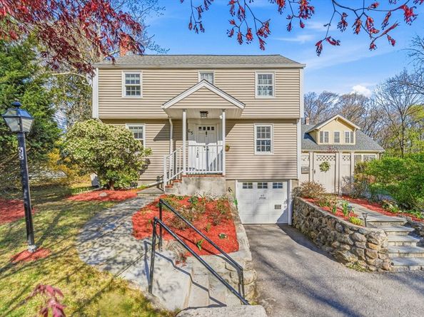 65 Spring St, Lexington MA 02421