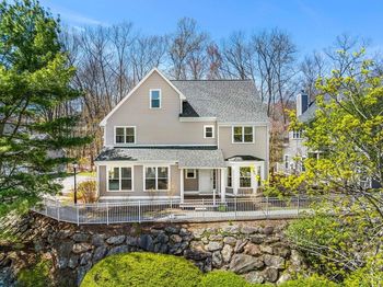 25 Pond Lane
