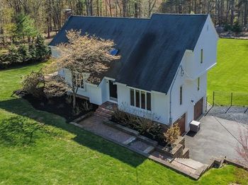 26 Bullard Lane