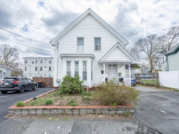 21 Pine Ave, Brockton MA 02301