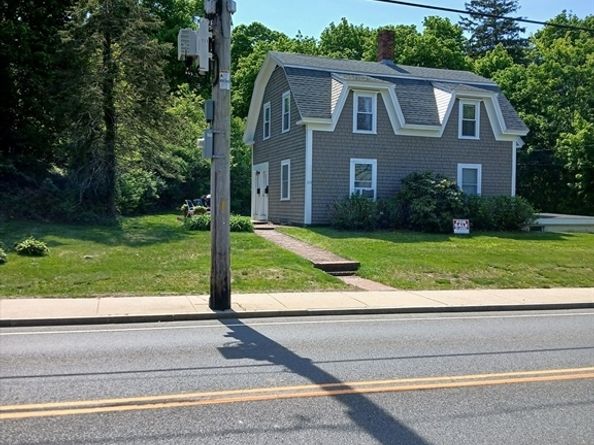 210 Court St, Plymouth MA 02360