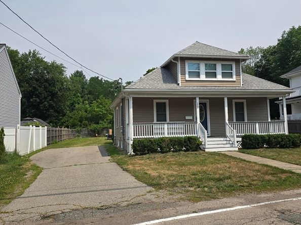 118 Edson St, Brockton MA 02302