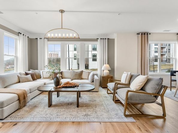 30 Coppersmith Way 501, Canton MA 02021