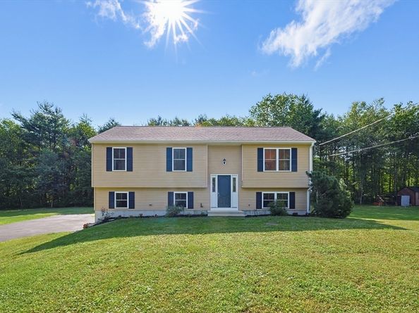 453 Howe Street, East Brookfield MA 01515