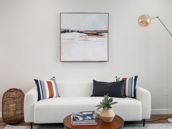 10 Somerset 305, Winthrop MA 02152