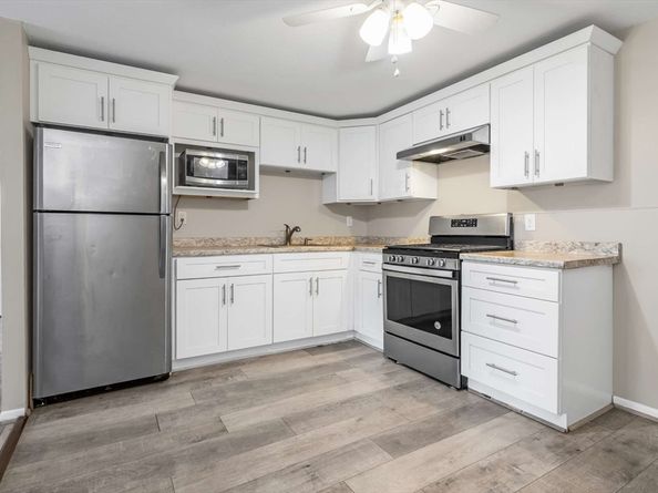 9 Cross St 7, Chelmsford MA 01863