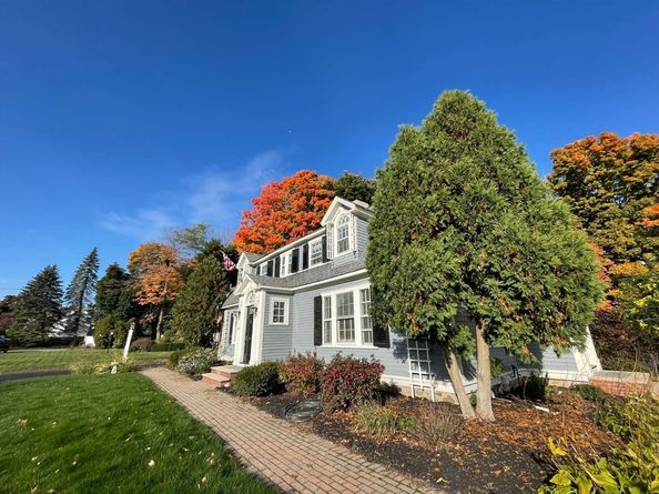 361-363 N Main St, Andover MA 01810