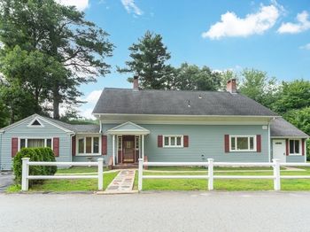 28 Highland St