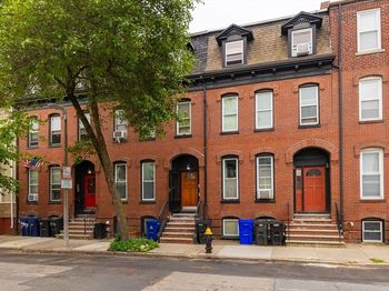 595 East 5th Street