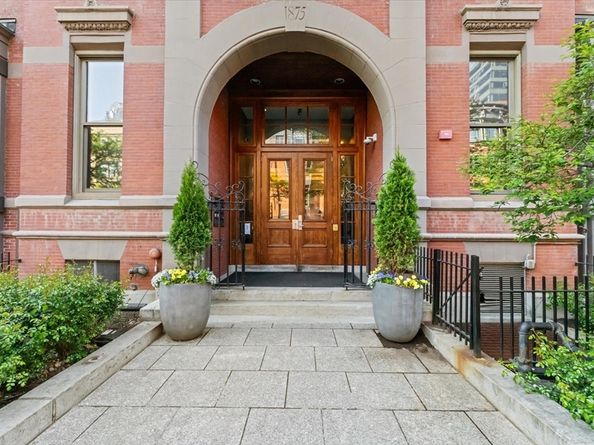 201 Newbury St 506, Boston MA 02116