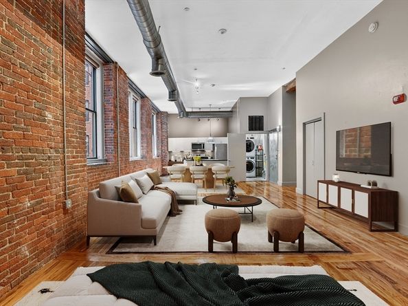 13 Willow 205, Lynn MA 01901