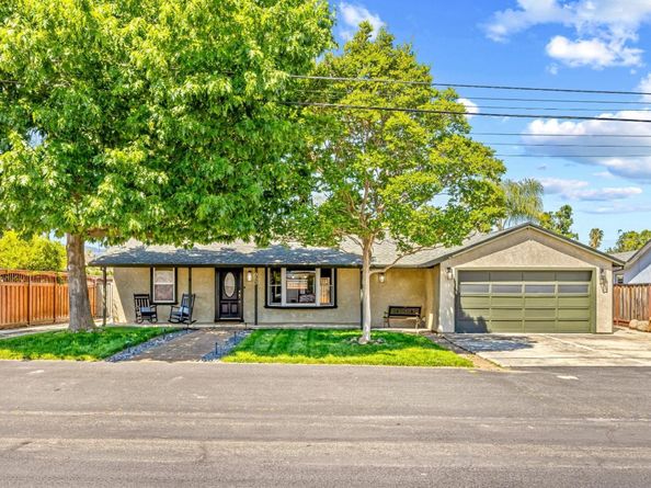 953 Kenneth Avenue, Campbell CA 95008