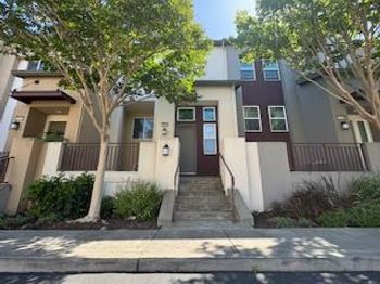 2712 Holly Street