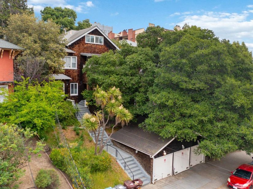 260 Park View Terrace, Oakland CA 94610