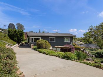 714 Clubhouse Drive