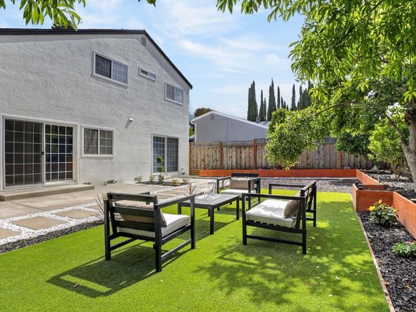 1425 Blackstone Avenue, San Jose CA 95118